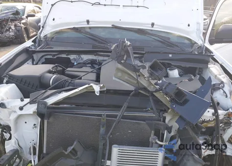 2019 Toyota Tacoma Sr V6 z USA, uszkodzony, nr VIN 5TFSZ5AN1KX170139